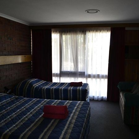 Kardinia Park Motel 吉朗 外观 照片