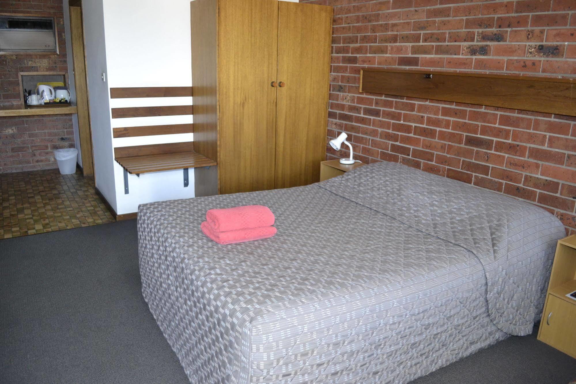 Kardinia Park Motel 吉朗 外观 照片